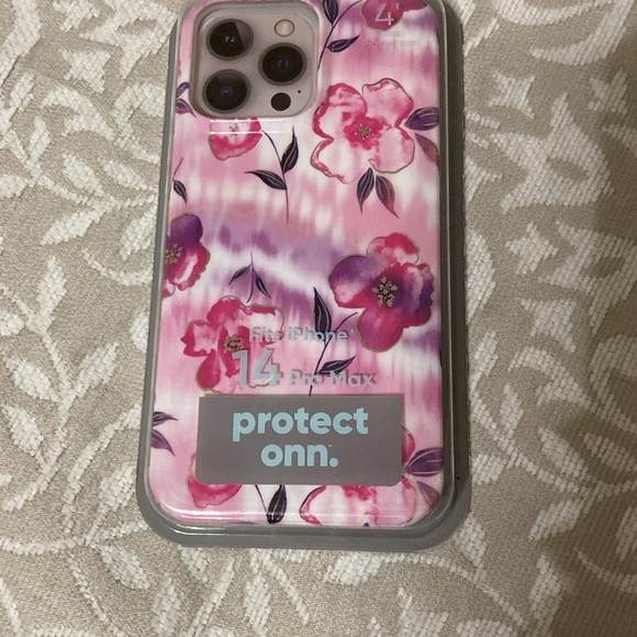 Onn cell phone case for iPhone 14 Pro Max - Picture 3 of 9